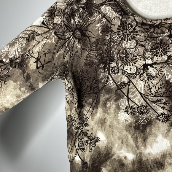 Lavena Long Sleeve Scoop Neck Sweater - Picture 5 of 6